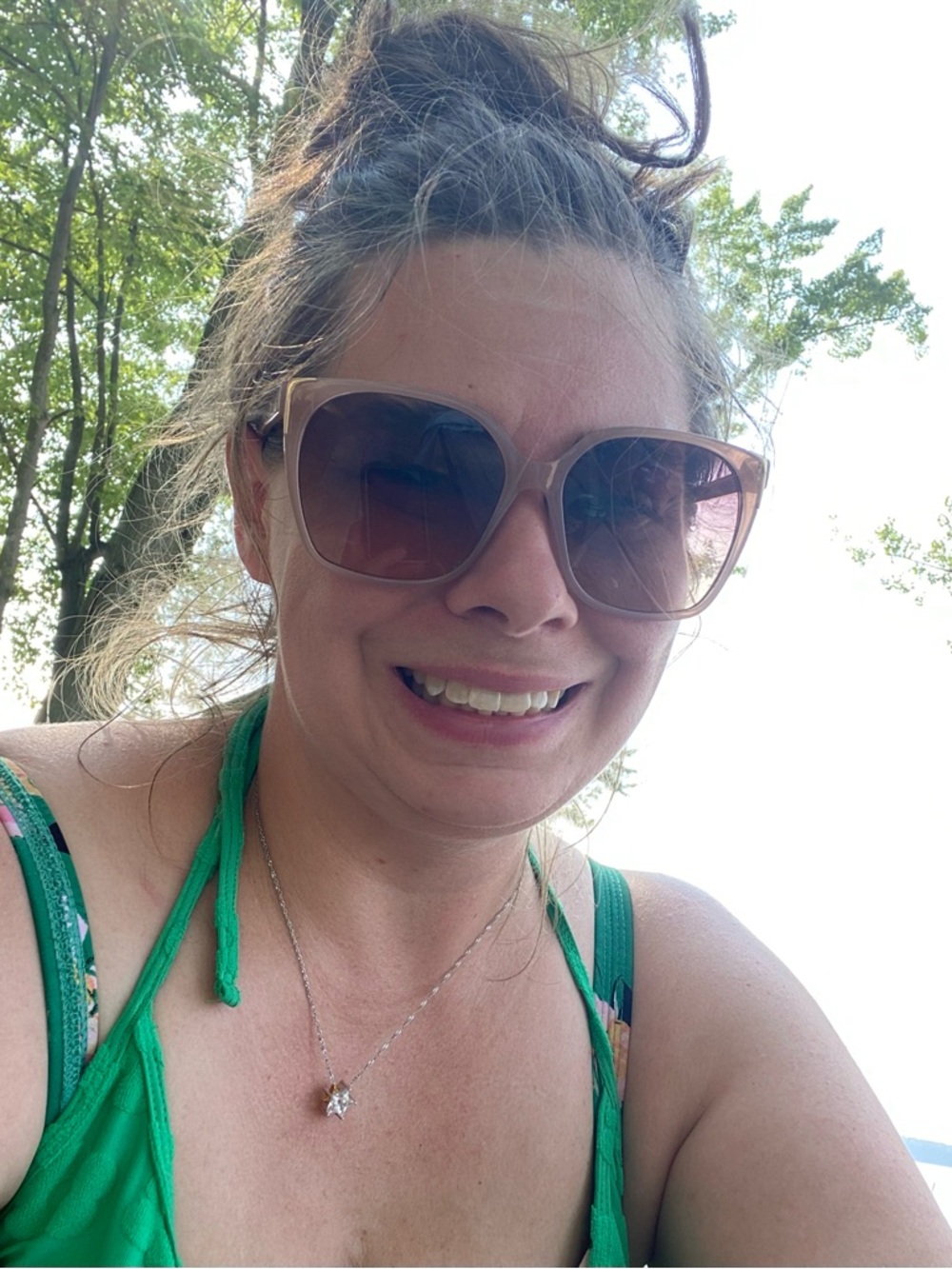 Meet your Posher, Erlene